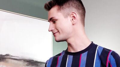 Twink Proves He Can Fuck !