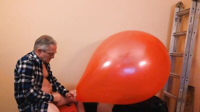 87) Cum on Giant Red Balloon -- Cont from Vid 86 -- Balloonbanger