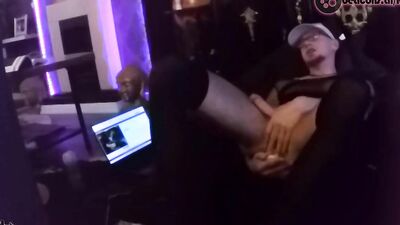 KinkyChrisX plays with dildo ass to mouth in black overknees