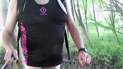 OUTDOOR JOGGING IN VEST NO SHORTS