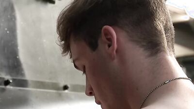 Military recruits Colby Parker and Jonny Castle ass breed