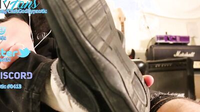 Feet And Water Sports Worship for Faggots
