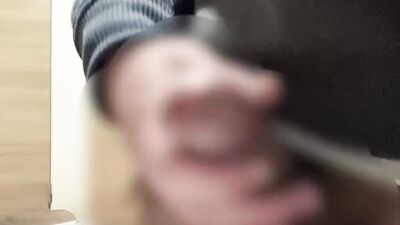 Muscular Japanese masturbates while watching AV, mass ejaculation for the first time in 2 days