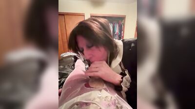 Empress Gets Blow job
