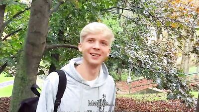 Twink Blonde On His Way Home When He Bumps Into A Guy Who Wants His Dick Fucked And Pay At The Same Time - BigStr