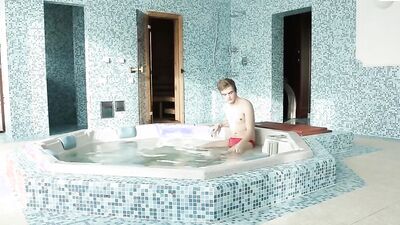 STAXUS :: Jacuzzi Threesome !
