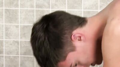 Petite twinks Kayden Daniels and Maddox Johnson ass breed