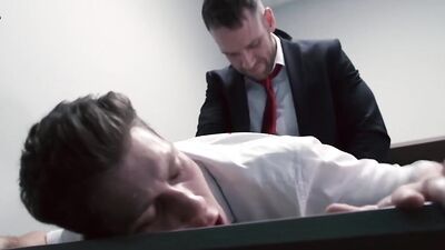 Men com - Office boy gets ass fucked by boss - Paul Canon, Kit Cohen