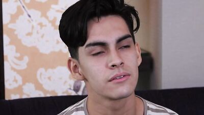 GayCastings - Gay Casting Agent Pounds Aaron Perez