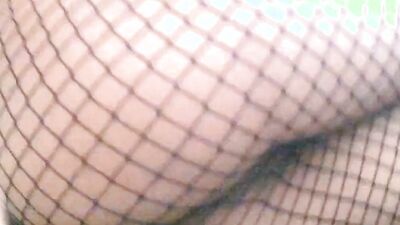 Jugando Un Poco Con mi Dildo y Luciendo unas lindas mallas❤️