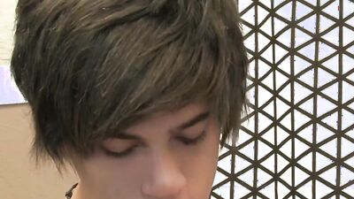Emo ks having raw drilling session on the floor