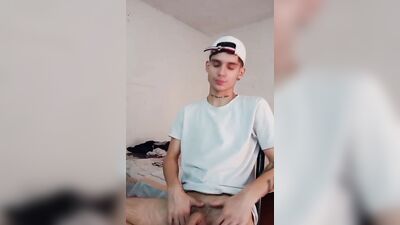 straight guy masturbates watching gay porn