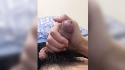 Male college students masturbating at noon on their day off