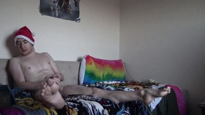 Twink Jerks off until he cums!