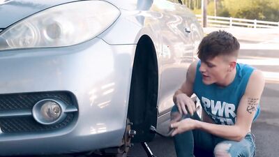 Teen Avery Jones Cant Change A Tire But Can Take A Good Dick
