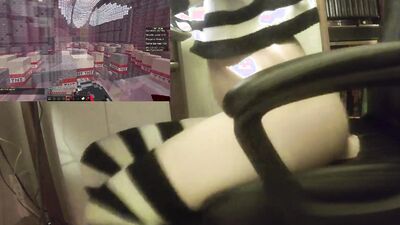 Riding a dildo until I can beat a game of Minecraft TNT Run