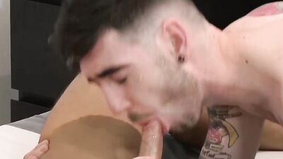 Cute twink anal action which end in a beautiful cumshot