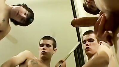 College buddies are jerking their schlongs in front of the camera