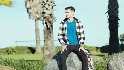 NextDoorRaw - Sexy Sk8ter Hooksup wt Twink Stranger