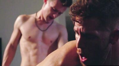 SMALLER CUTE JOCK Fucks SUPER HOT REDHEAD HUNK