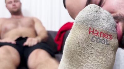 Buff hunk Clay foot worshipped and licked by kinky friend