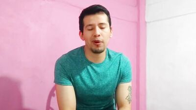 Soy el amante sexual y tragon de la verga grande rica y el culo rosita sabroso del novio de mi mejor