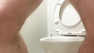 Ramming my chubby asshole with a bottle