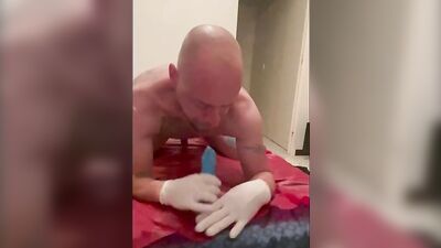 anal pleasure and deep throat for a solo party