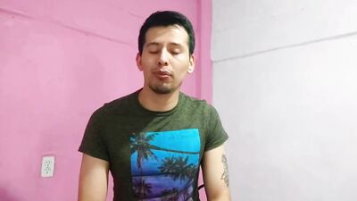 Soy albañil casado y me gusta penetrar con mi vergota morena a mis compañeros de obra. Relato sexual