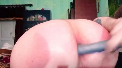 Gay teenager bought,a 40 cm strapon,while his mom,went to the store,he decided to test it on his ass