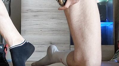 (GER) Horny SoccerBoy in smelly NikeSocks shows hisself for Video
