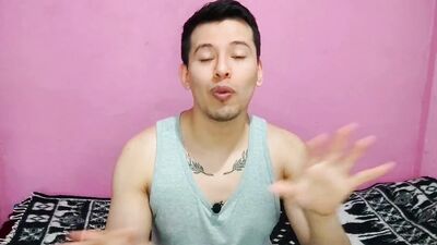 Desconocido me termina follando con sus 21cm de verga en el vapor del club deportivo -Relato sexual