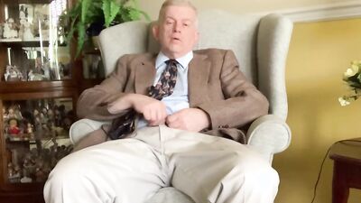 Silver 66 yr old daddy masturbating