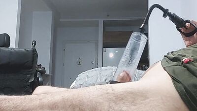 Disabled guy jerk off without playing with his fat cock but with a pumper!