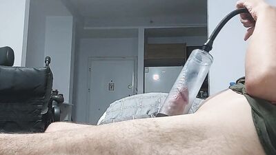 Disabled guy jerk off without playing with his fat cock but with a pumper!