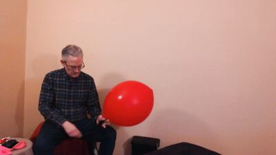 95) Daddy Pops Two Giant Balloons and Cums - Balloonbanger