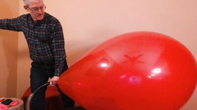 95) Daddy Pops Two Giant Balloons and Cums - Balloonbanger