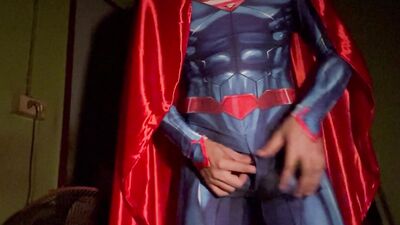 Superman jerk off and cumshot.