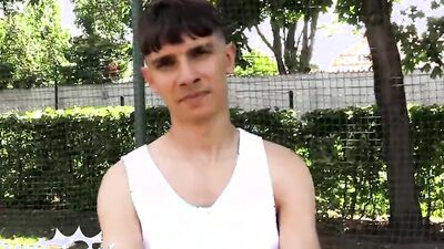 Teen Claimed To Be Unexperienced Yet He Knew How To Work Around A Cock - TWINKPOP
