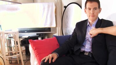 Str8 in suit guy gets wanked his big dick: Fabien.