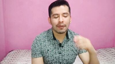 Mi verga de 23cm entrando en los culos de mi padrino y sus hijos colombianos ! Relato sexual