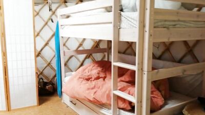 Dany x : 4 places 4 cums : The Yurt