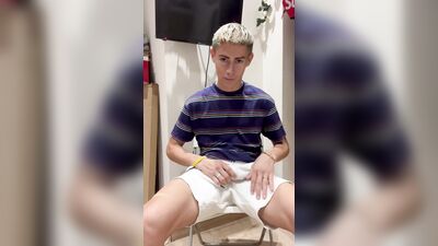 Big cock boy breaks the toy from fucking so much