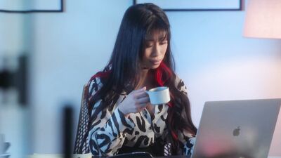 VIXEN Overworked Jade gets a special stress release