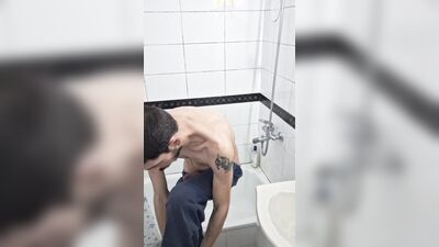 Hot Guy Take a shower with his Dick Hard