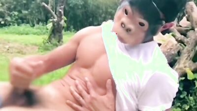 09 [homemade] A strong Japanese firefighter masturbates unpleasantly during off-duty mowing work! Th