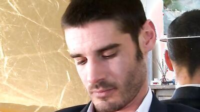Paul handsome hetero male in a porn in spite of him !
