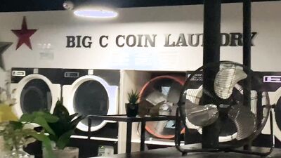 Big C Fucks Michael Roman In Laundromat