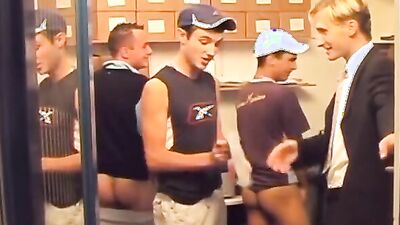 Uncut young twink fucked before cumming in working hours