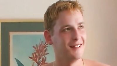 European dude showing off his hole and jerking off